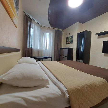Романтичні Апартаменти У Центрі Lutsk Eksteriør bilde